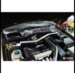 Barra de Refuerzo deportiva Volvo 850 (fuse Box) Obd2 UltraRacing 2p Delantera Superior Strutbarstyle=