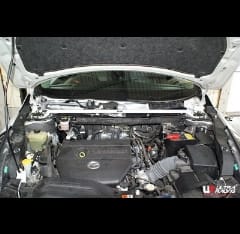 Barra de Refuerzo deportiva Mazda 8 Ly 06+ 2.3 UltraRacing Delantera Superior Strutbar 1395style=